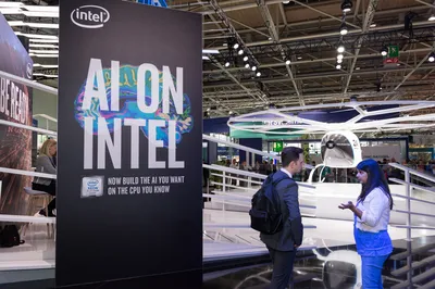 Intel i Amazon sklapaju revolucionarni ugovor o AI čipovima