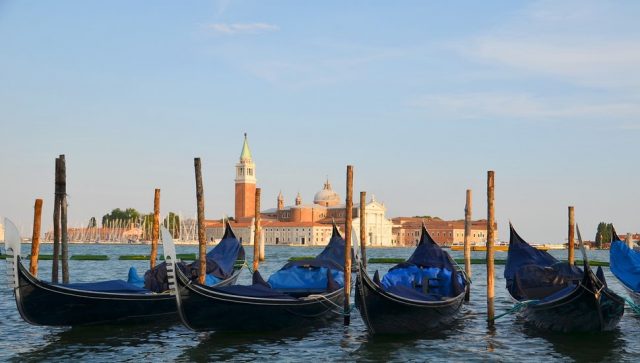 Italija razmatra povećanje turističkih taksi za održivi turizam