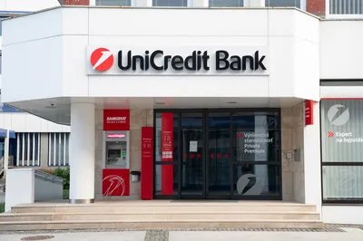 UniCredit traži dozvolu za povećanje udela u Commerzbank-u